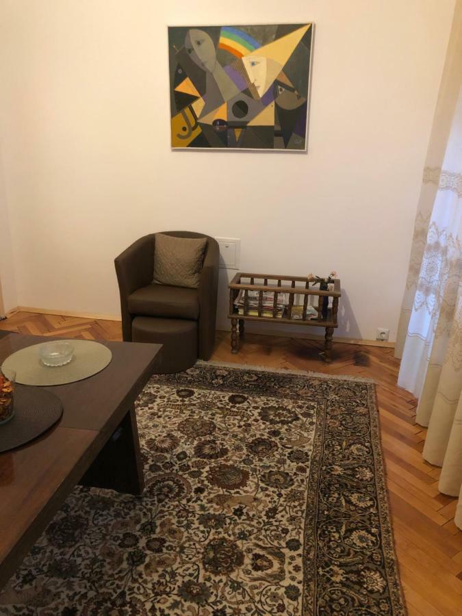 Practico, Comodo Y Centrico. Gabrovo Buitenkant foto